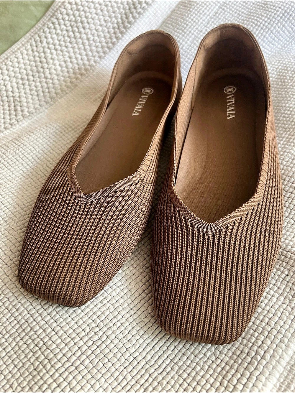 VIVAIA Margot Square-Toe V-Cut Flats EU 39 Brown